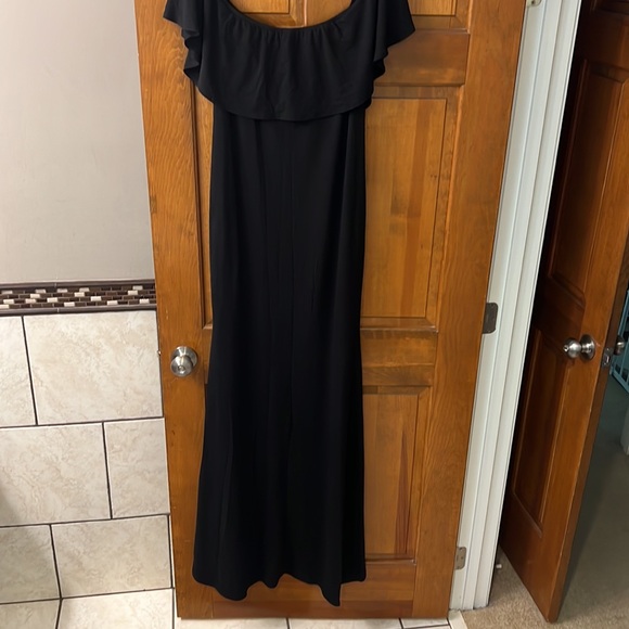 Pinkblush Black Off-Shoulder Maternity Dress - Picture 3 of 3